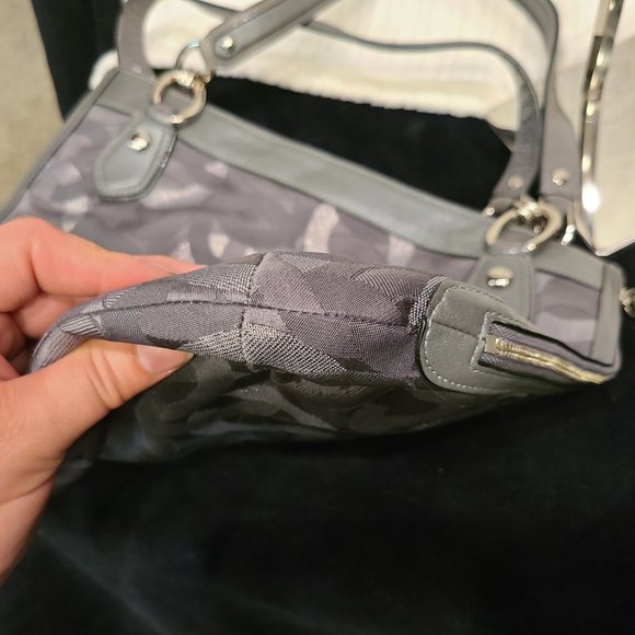 Coach Rare Grey & Silver Canvas Penelope Hobo - Picture 10 of 14
